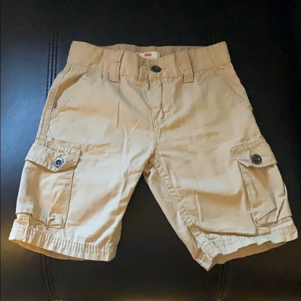 Toddler Levi’s cargo shorts